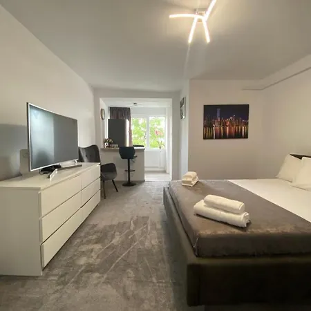 Apartment Ans House